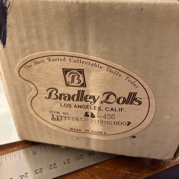 Vintage 70s Bradley Dolls 12" Little Red Riding Hood #SD-436 w/Box EUC - Picture 6 of 6